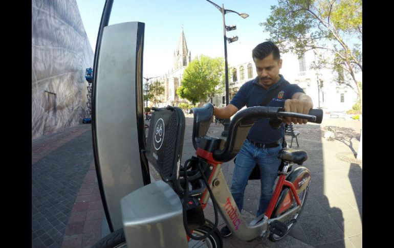 El programa MiBici supera en cinco a uno los viajes por usuario al mes que registra la estrategia EcoBici en la Ciudad de México. EL INFORMADOR / A. Camacho