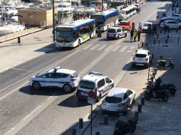 El hecho ocurrió junto a una parada de autobús en el bulevar Charles Livon. TWITTER / @NuevaAlerta