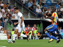 Marco Asensio anota para los Merengues al minuto 10 y al 88'. EFE / J. J. Guillén