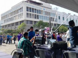 .En este momento, el Consejo continúa el conteo final en el centro de mando instalado en la Explanada del Hospicio Cabañas. EL INFORMADOR / V. Arenas