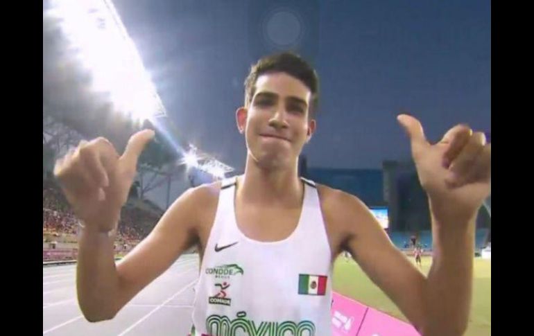 Jesús López dominó la carrera de principio a fin para subir a lo más alto del podio. TWITTER / @CONADE