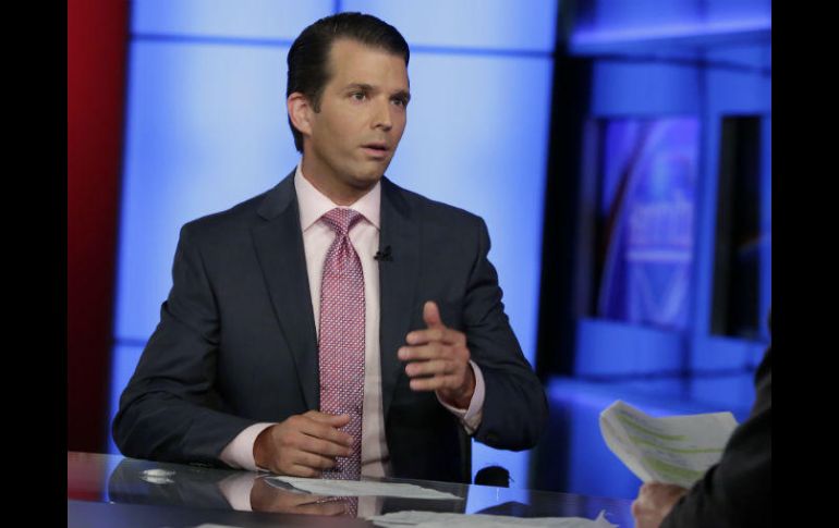 En julio salió a la luz que Trump Jr. acordó reunirse con una abogada rusa para obtener información comprometedora de Clinton. AP / ARCHIVO