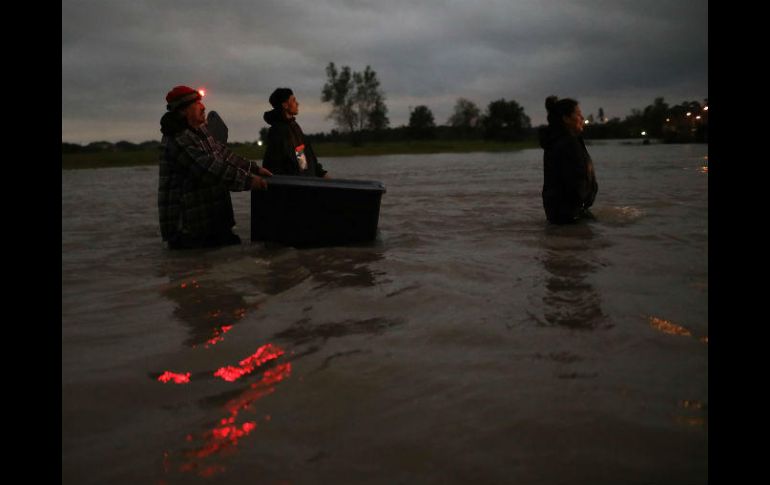 El huracán 'Harvey' ha impuesto récord de lluvias en Estados Unidos, y las inundaciones continúan. AFP / W. McNamee