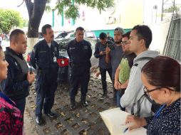 Policías tapatíos se reunieron con estudiantes de CUCEI para discutir nuevas estrategias de seguridad. ESPECIAL / Policía de Guadalajara