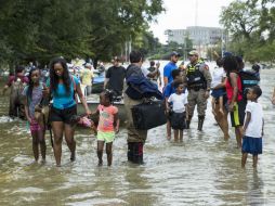 Más 48 mil 700 viviendas han resultado afectadas por las inundaciones causadas por la tormenta 'Harvey'. AFP / Schlegel