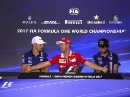 Los pilotos contestaron a una serie de preguntas sobre la polémica en que están inmersos, mientras Sebastian Vettel los escuchaba. TWITTER / @F1