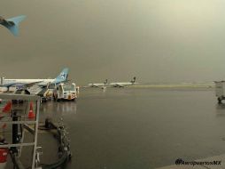 La mayoría de los vuelos, procedían de la Ciudad de México, donde el AICM estuvo cerrada durante horas por inundaciones. TWITTER / @AeropuertosMX