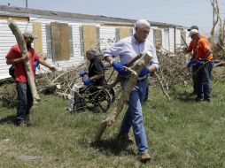 Abbott y Mike Pence realizaron una visita a la Primera Iglesia Bautista en Rockport. AP / E. Gay