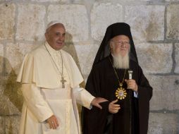 El Papa Francisco y Bartolomé I instaron a escuchar 'el grito de la tierra'. AP / S. Scheiner