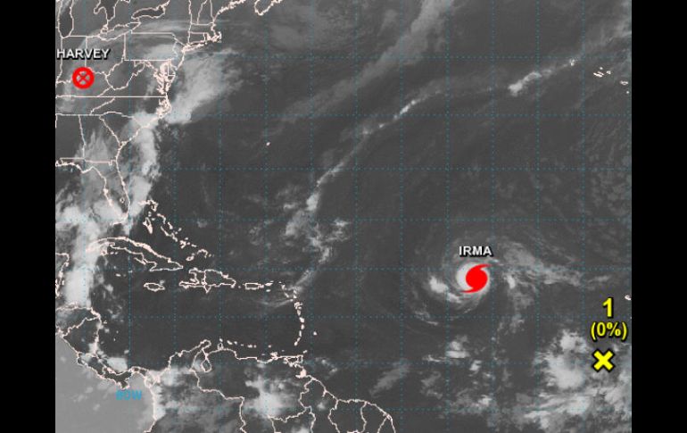 ''Irma'' pasó directamente de tormenta tropical a huracán de categoría dos y rápidamente subió a categoría tres. ESPECIAL / nhc.noaa.gov