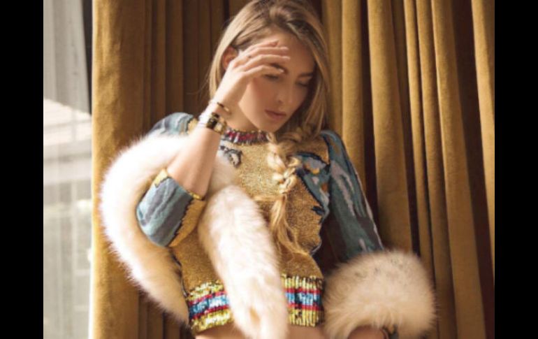 'No uses pieles', 'Qué decepción usar piel animal', 'No al maltrato animal' se lee entre los comentarios. INSTAGRAM / belindapop