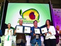 José Calzada asistió a la inauguración del Quinto Congreso Latinoamericano del Aguacate. TWITTER / @ppcalzada