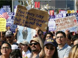 Después del anuncio de la cancelación miles se han manifestado contra la medida. AP / Richard Vogel