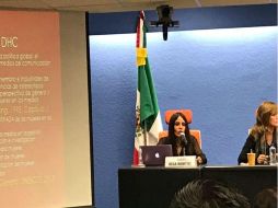 Aimée Vega indicó que en la representación de los estereotipos sexistas en los medios, la agenda es más compleja. TWITTER / @CCSJPuebla