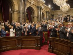 La ley, que redobla el desafío al Estado español, se presenta como la norma suprema del ordenamiento jurídico catalán. EFE / M. Pérez