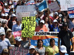 Aunque no se espera una repatriación masiva de jóvenes, ya están buscando mil mentores para igual número de 'dreamers'. AFP / ARCHIVO