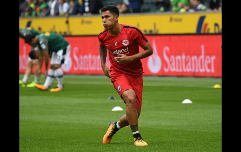 Salcedo Hernández se estrenó en el futbol alemán, en lo que es su segunda experiencia en Europa. TWITTER / @eintracht_esp