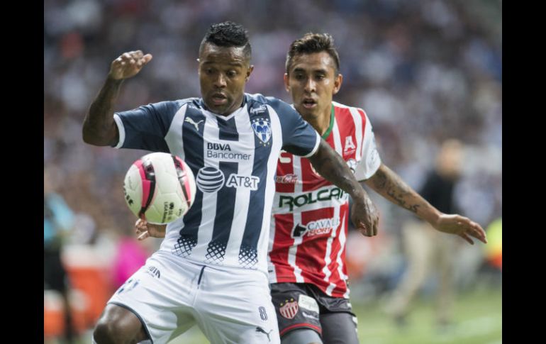 Acción del partido entre Monterrey y Necaxa en el estadio BBVA Bancomer. MEXSPORT / J. Martínez