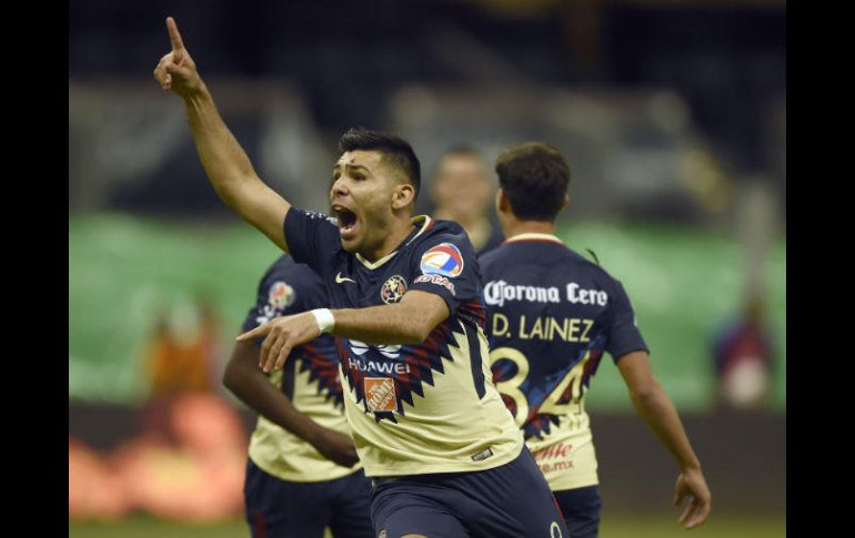 Para el 'Chino' Romero fue la noche del reencuentro con el gol, pues trajo la pólvora mojada durante cinco meses. AFP / A. Estrella