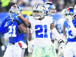 Ezekiel Elliott, corredor de los Cowboys, podrá jugar frente a los Giants después de que su suspensión de seis juegos quedara en pausa. AP /