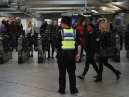 Tras el atentado en la estación de metro Parsons Green, las medidas de seguridad se incrementaron. EFE / F. Arrizabalaga