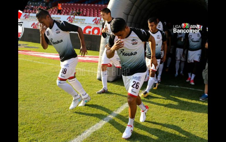 Los Lobos BUAP vistieron el uniforme blanco. TWITTER /  @LobosBuapMX