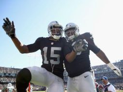 La reforzada línea ofensiva de Raiders ganó su duelo contra los frontales de Nueva York, al no permitir capturas. AFP / E. Shaw