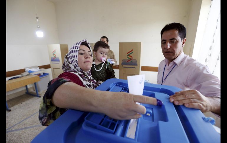 El referéndum tuvo una participación del 72 % y un 92 % de los votos favorables a la secesión. EFE