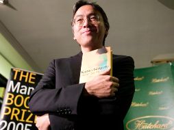 Ishiguro es autor de ocho libros, entre las que destaca 