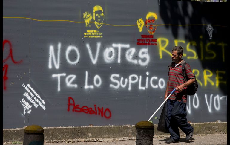 Más de 18 millones de electores están convocados para participar en los comicios, aunque el ejercicio electoral está rodeado de polémica. AP/A. Cubillos