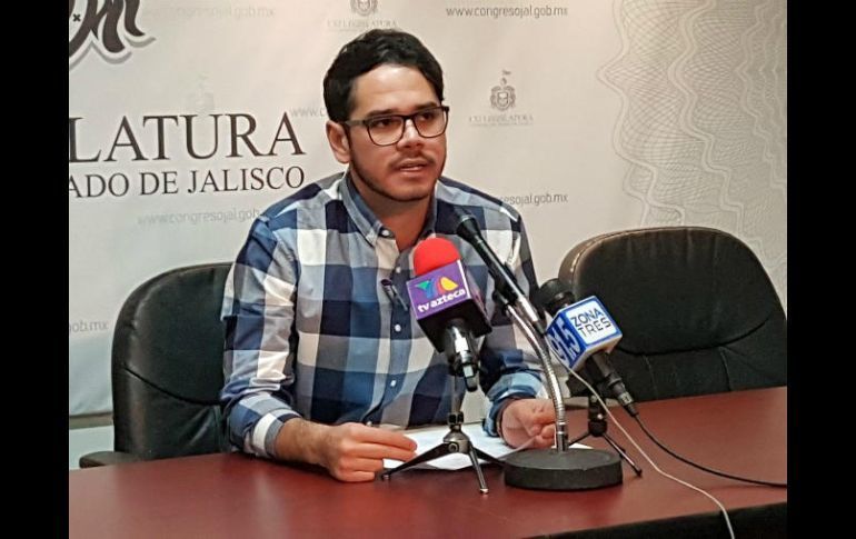 Hermosillo hace enfásis en que se puede trabajar sin presidir alguna comisión dentro del Congreso. TWITTER / @LegislativoJal