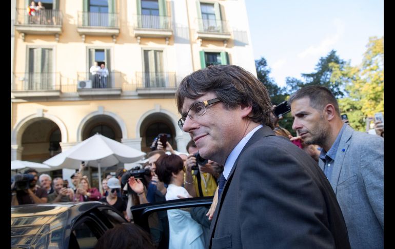 Puigdemont aseguró que la aplicación del Artículo 155 de la Constitución es una agresión para los catalanes. EFE/M. Pérez