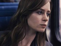 Emily Blunt interpreta a Rachel, protagonista de la película. ESPECIAL / Universal Pictures