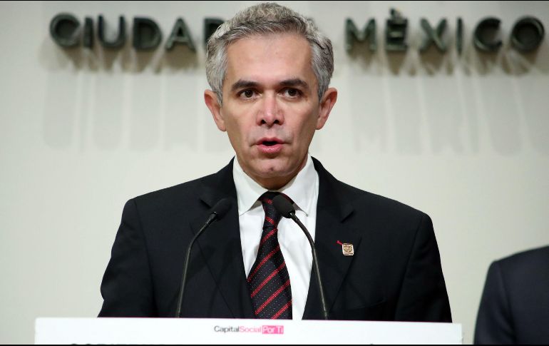 Respecto a la opción de declinar, Mancera Espinosa descarta dicha posibilidad. SUN / A. Ojeda