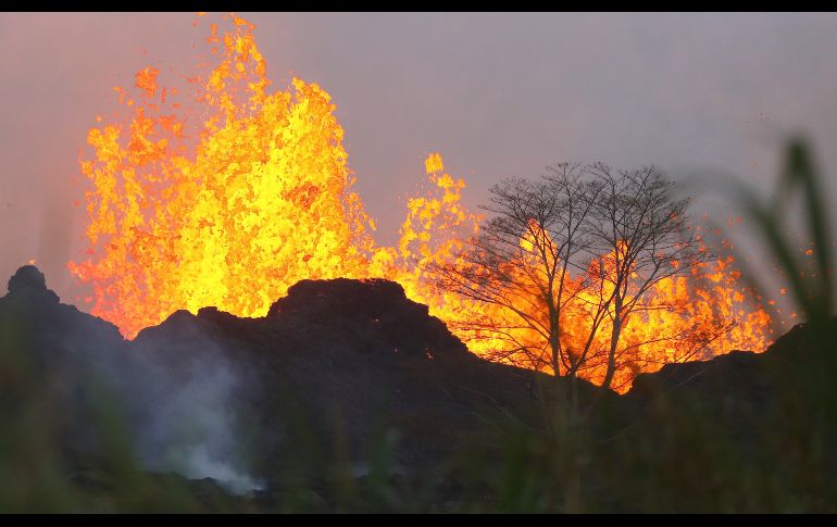 Una erupción de este domingo. AFP/M. Tama