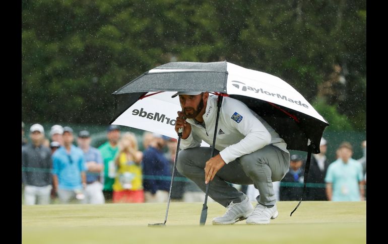 Dustin Johnson se ve durante la segunda ronda del Abierto de Golf de Estados Unidos, disputado en Southampton. AP/C. Kaster