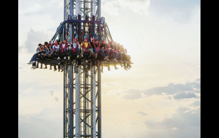 Adrenalina. King Tower, una de las atracciones.