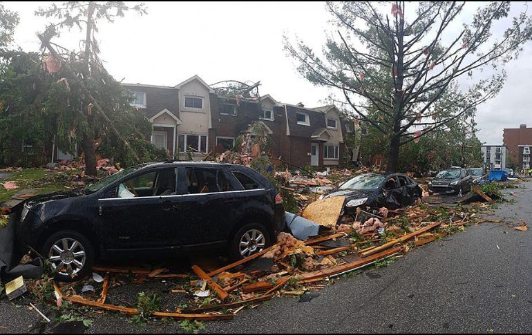 El tornado rotó violentamente en partes de los extremos sur y oeste de Ottawa, así como sectores muy poblados de la vecina ciudad de Gatineau, en Quebec. AFP