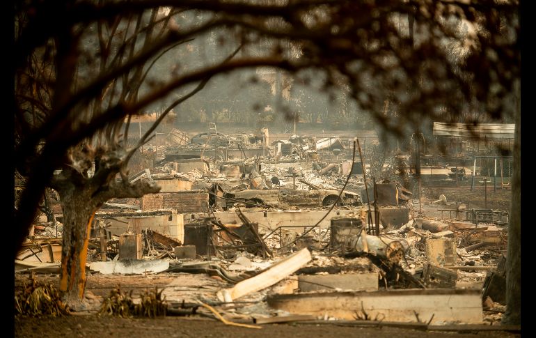 Escombros de viviendas arrasadas por un incendio en Paradise, California. AP/N. Berger