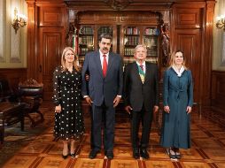 Maduro no asistió a la toma de protesta en el Congreso, pero sí llegó al almuerzo ofrecido a los invitados en Palacio Nacional. TWITTER / @PresidencialVen