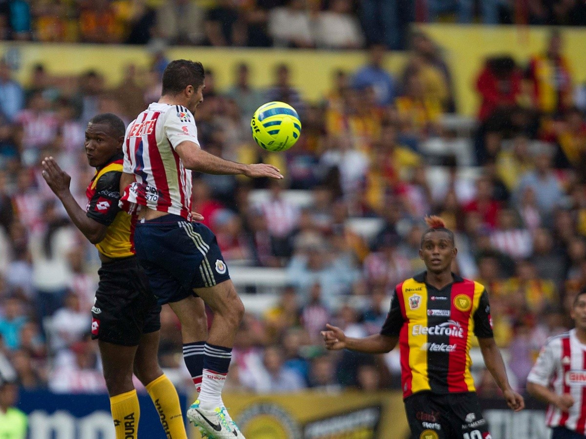 Chivas golea a Leones Negros en amistoso | El Informador