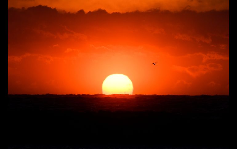 El atardecer en el mar Mediterráneo en Marsella, Francia. AFP/G. Julien