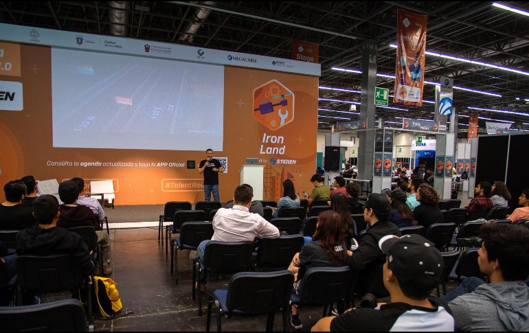 Uber en Talent Land 2019 ofrece conferencia sobre sus proyectos de vehículos de despegue y aterrizaje vertical, mejor conocido como Uber Elevate. ESPECIAL