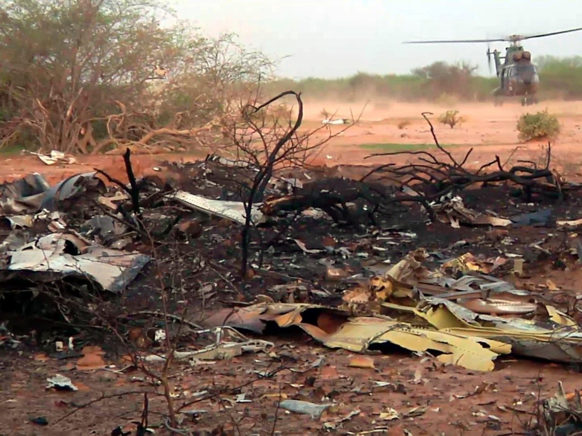  Se desploma helicóptero militar en Venezuela; mueren siete
