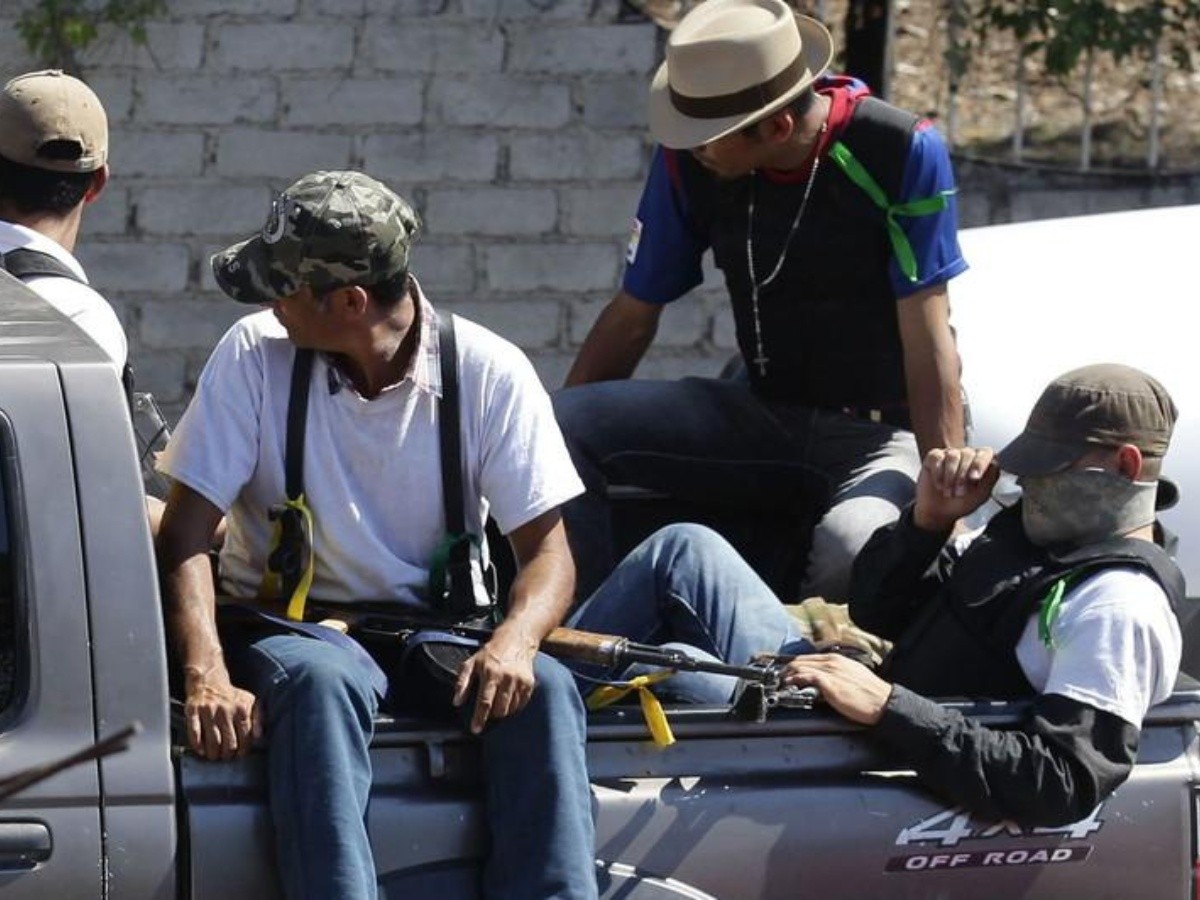  La mitad de los michoacanos están armados: comandante