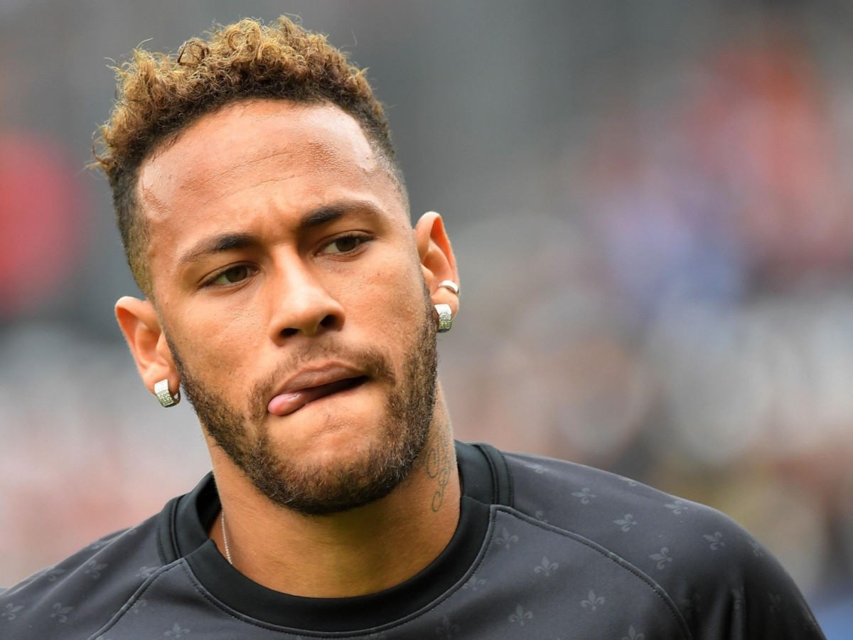  La Policía investigará a Neymar por divulgar fotos de la mujer que le acusó