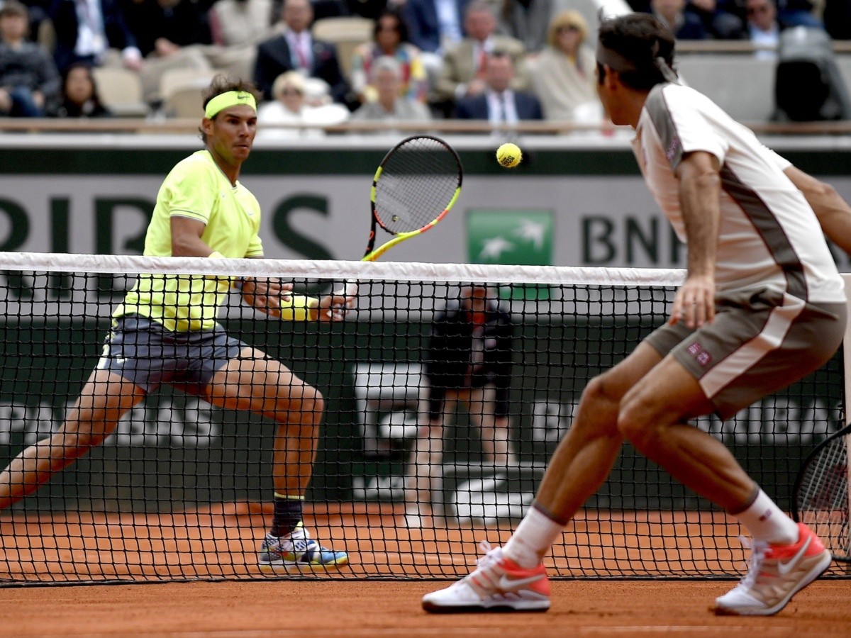  Nadal vence a Federer y avanza a su duodécima final en Roland Garros