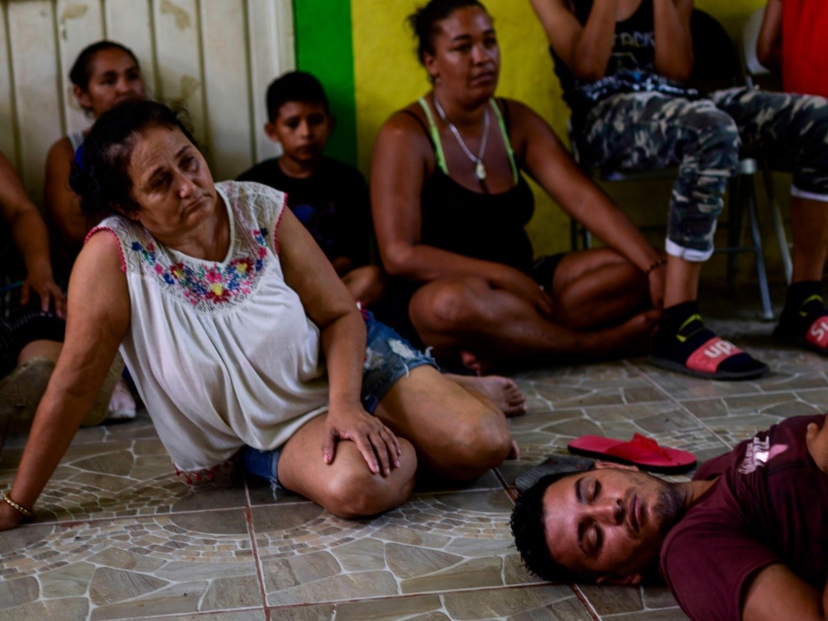  Detienen a 25 migrantes centroamericanos que viajaban en 