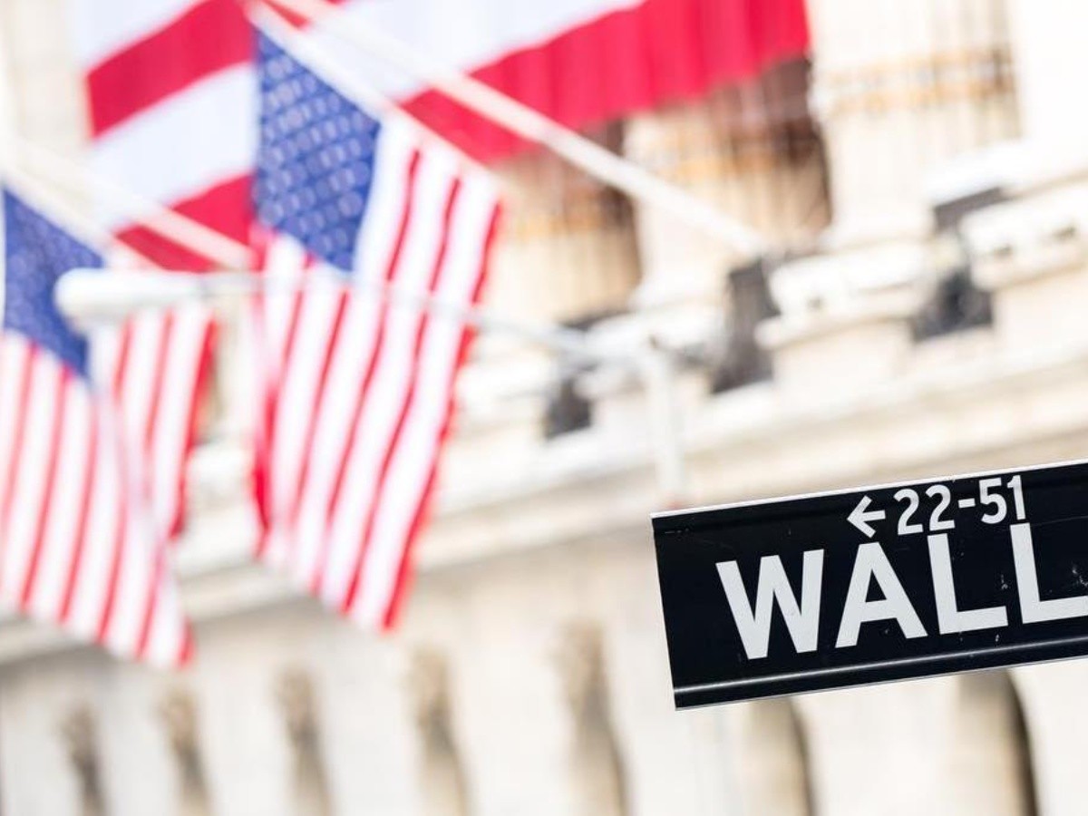  Wall Street opera con ligeras pérdidas