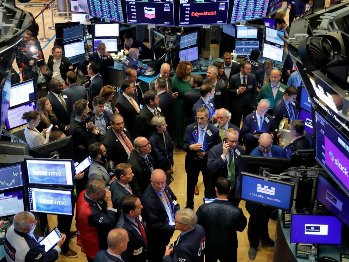  Wall Street cierra en alza; el S&P 500 alcanza otro récord